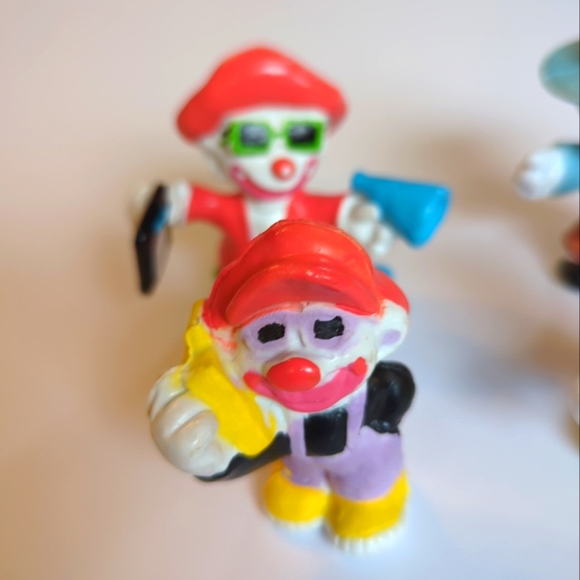 Vintage 1981 Mego Clown Around Figurines Lot Of 4 Construction Worker Director - Picture 2 of 7